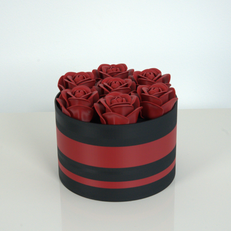 posodaZvrtnicami3 unikatno darilo za valentinovo s skritim predalom